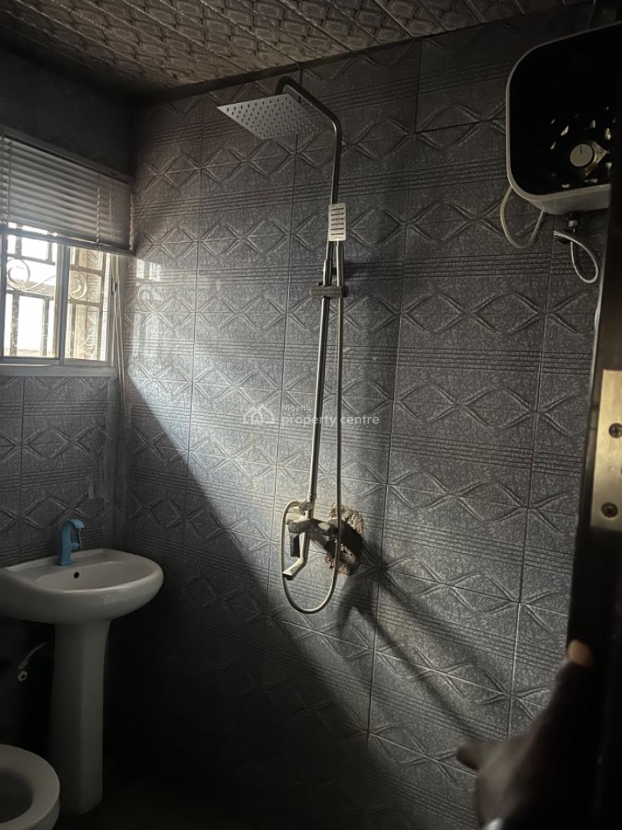 Relatively Newly Built of Twin Flat of 3 Bedrooms Bungalow, Ire Akari Close Estate, Ologuneru Eleyele Ibadan, Eleyele, Ibadan, Oyo, Block of Flats for Sale