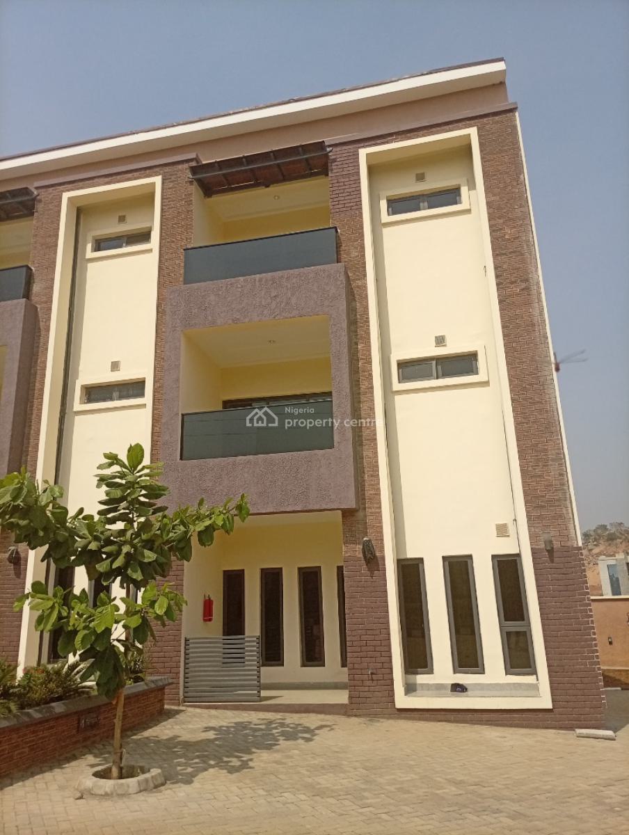 Exquisitely Finished & New 4 Bedroom Terraced Duplex with a Bq (4 Units, Guzape District, Abuja, Terraced Duplex for Rent