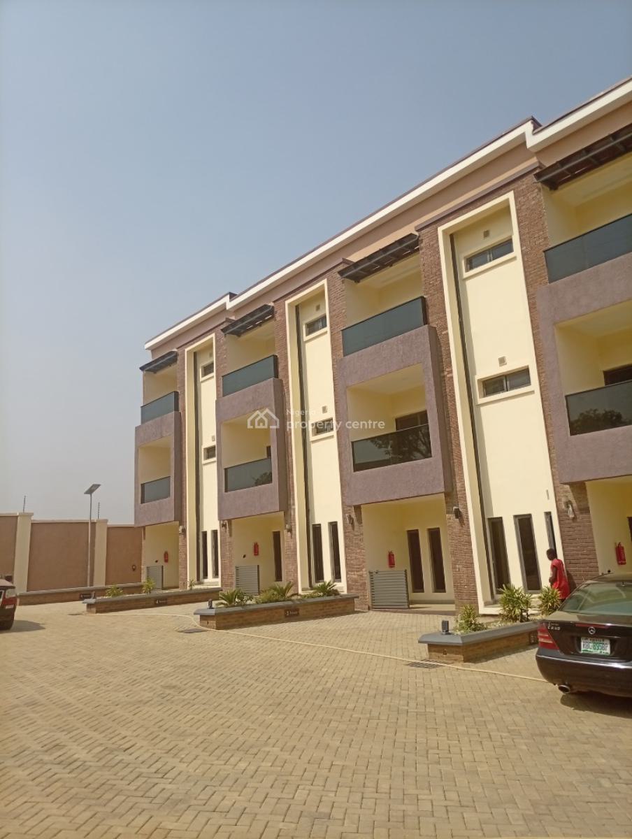 Exquisitely Finished & New 4 Bedroom Terraced Duplex with a Bq (4 Units, Guzape District, Abuja, Terraced Duplex for Rent