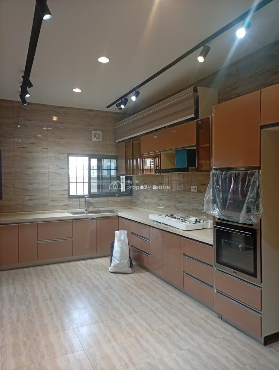 Exquisitely Finished & New 4 Bedroom Terraced Duplex with a Bq (4 Units, Guzape District, Abuja, Terraced Duplex for Rent