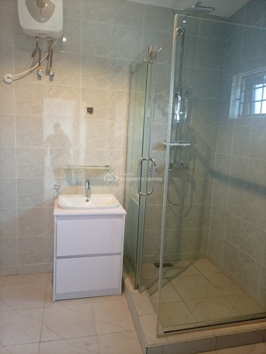 Exquisitely Finished & New 4 Bedroom Terraced Duplex with a Bq (4 Units, Guzape District, Abuja, Terraced Duplex for Rent