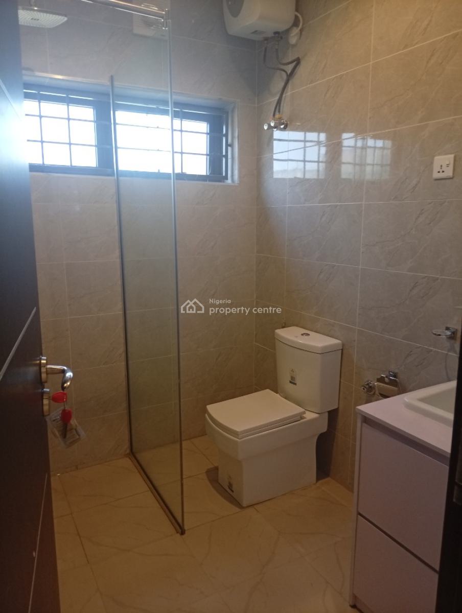 Exquisitely Finished & New 4 Bedroom Terraced Duplex with a Bq (4 Units, Guzape District, Abuja, Terraced Duplex for Rent