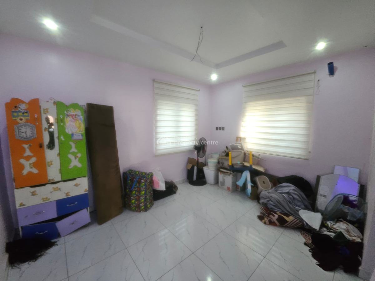 3 Bedroom Flat, By New Shafa Filling Station, Lugbe District, Abuja, Flat / Apartment for Rent