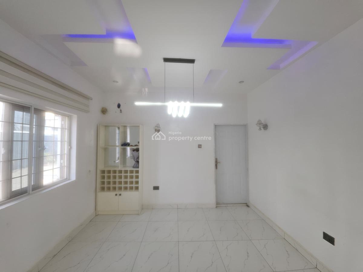 3 Bedroom Flat, By New Shafa Filling Station, Lugbe District, Abuja, Flat / Apartment for Rent