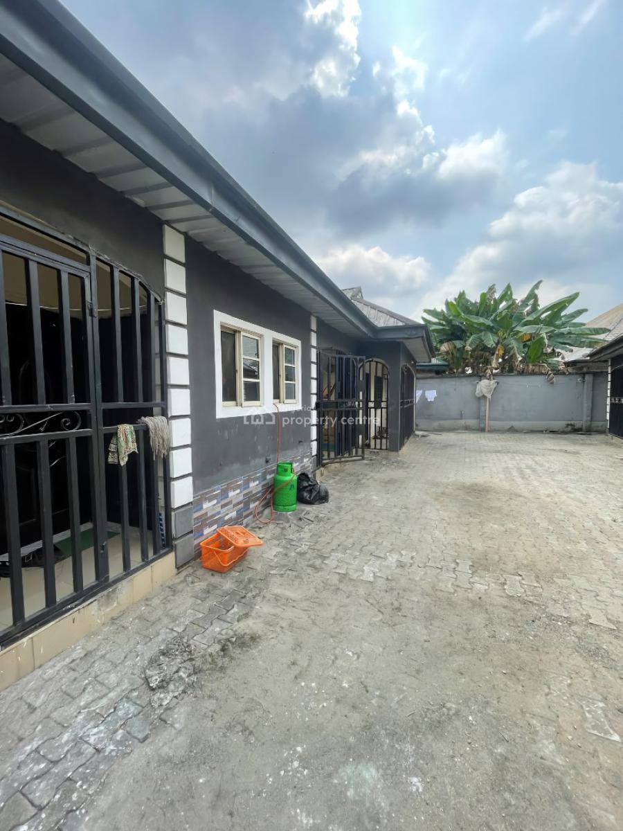 6 Units of 1 Bedroom Flats, Eliozu Eneka Link Road, Port Harcourt, Rivers, Block of Flats for Sale