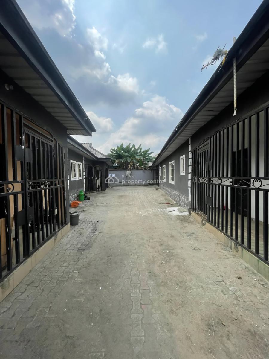 6 Units of 1 Bedroom Flats, Eliozu Eneka Link Road, Port Harcourt, Rivers, Block of Flats for Sale