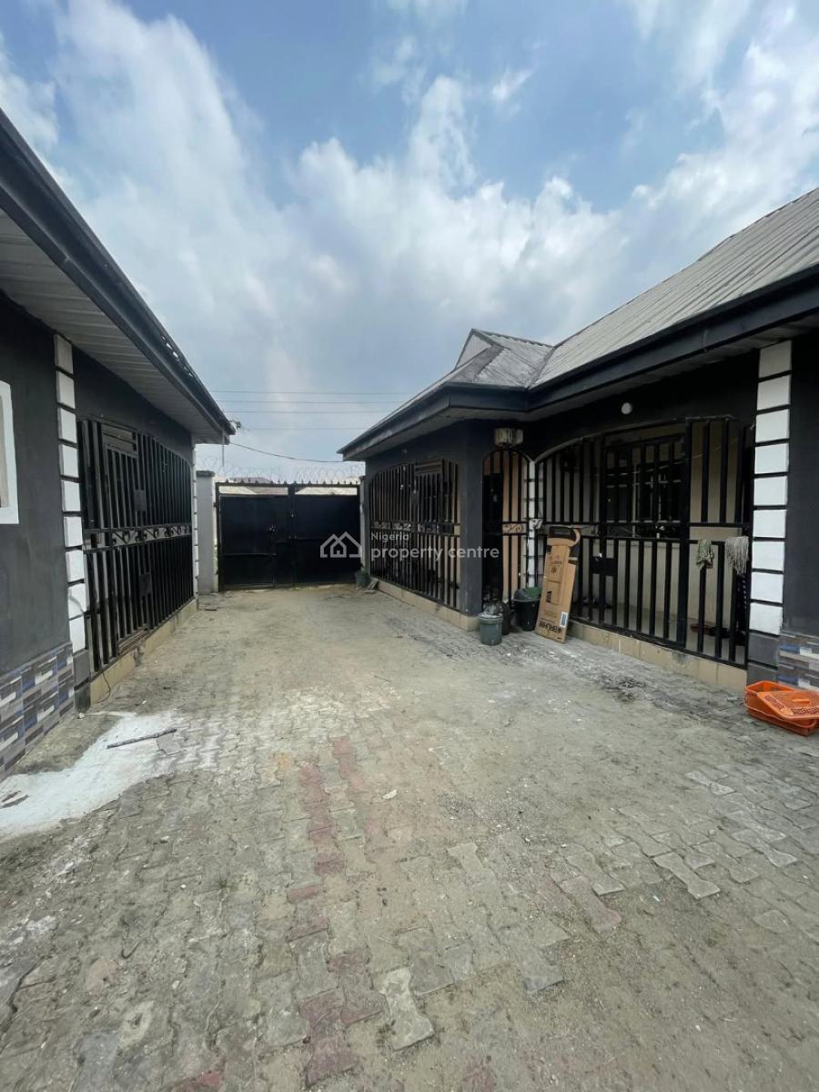 6 Units of 1 Bedroom Flats, Eliozu Eneka Link Road, Port Harcourt, Rivers, Block of Flats for Sale