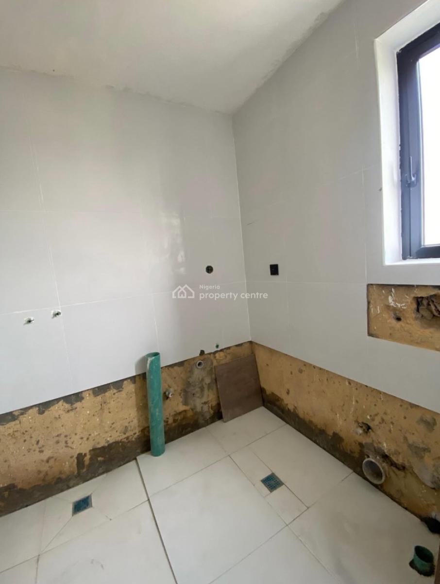 Well Built 3 Bedroom Penthouse with Communal Pool & Elevator, Ikate, Lekki, Lagos, Flat / Apartment for Sale