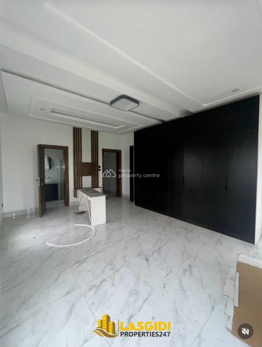 Lovely 2 Bedroom Apartment with a Bq, Ajah, Lagos, Flat / Apartment for Sale