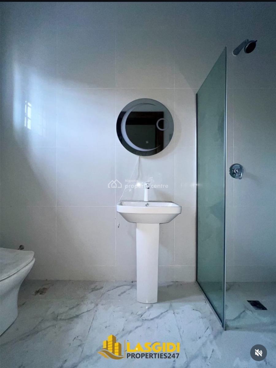 Lovely 2 Bedroom Apartment with a Bq, Ajah, Lagos, Flat / Apartment for Sale