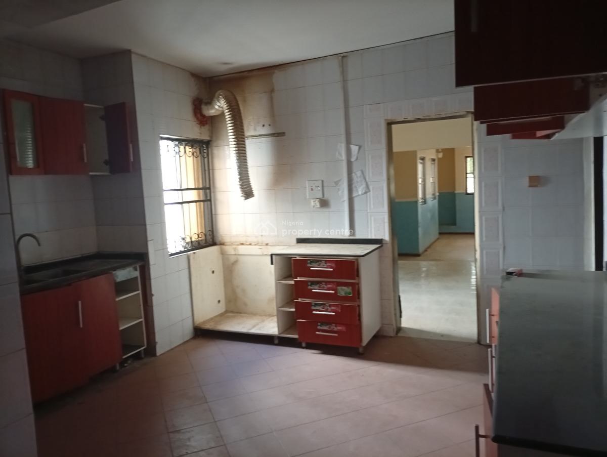 Standard 6 Bedroom Fully Detached Duplex with 3 Rooms Bq, Asokoro District, Abuja, Detached Duplex for Rent