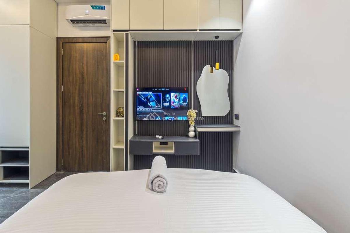 a Brand New Luxury 2 Bedroom  with Swimming Pool, Ps5, Gym, Balconies,, Lekki Phase 1, Lekki, Lagos, Flat / Apartment Short Let