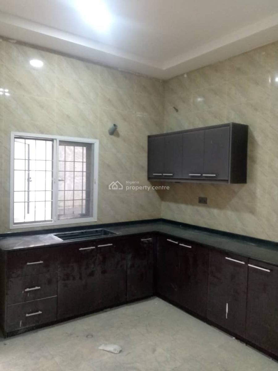 4 Bedroom Terrace Duplex with a Bq Attached, Guzape District, Abuja, House for Rent