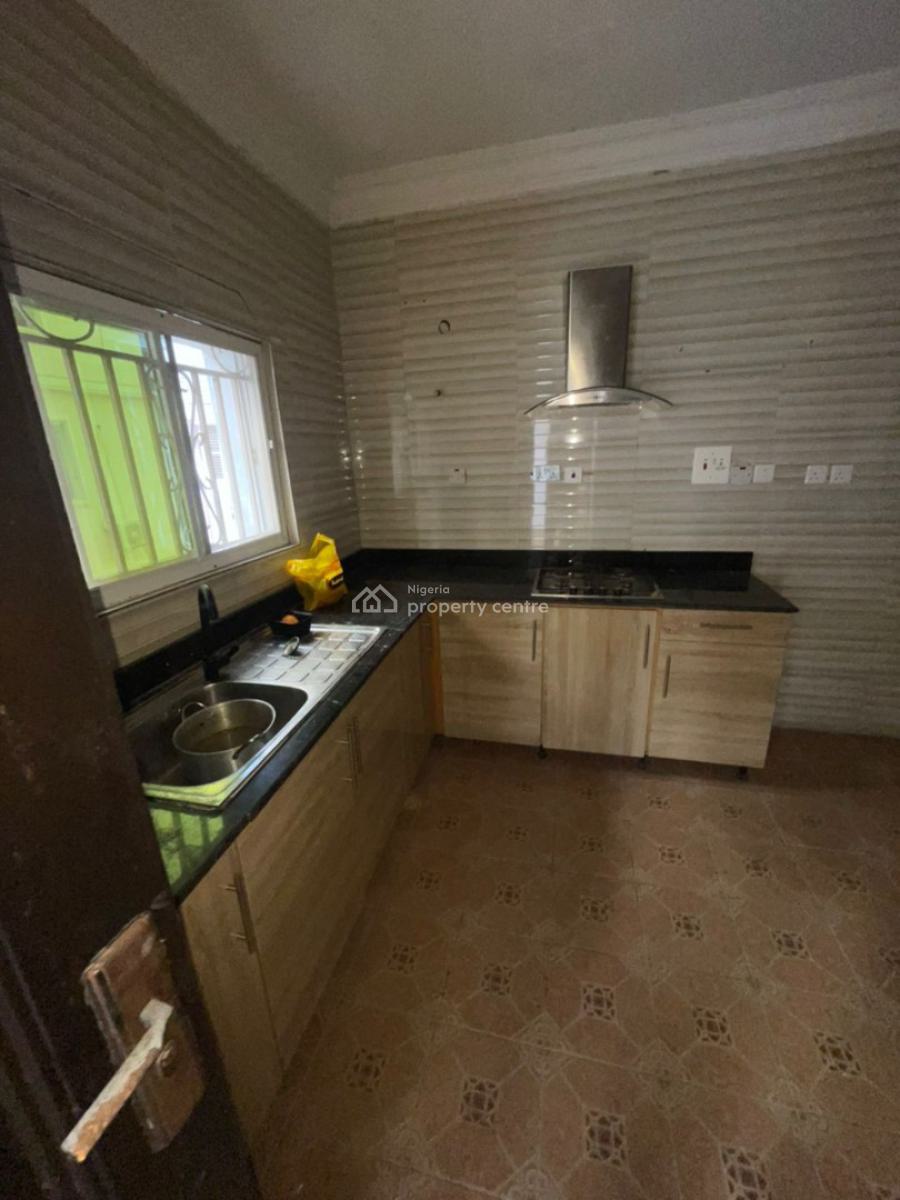 Very Clean 3 Bedroom Flat Apartment at Ikate, Ikate Lekki, Lekki, Lagos, Block of Flats for Sale