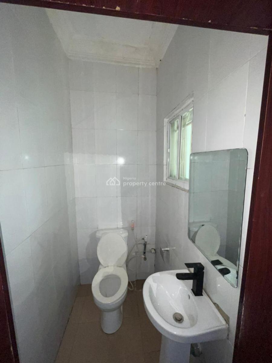 Very Clean 3 Bedroom Flat Apartment at Ikate, Ikate Lekki, Lekki, Lagos, Block of Flats for Sale