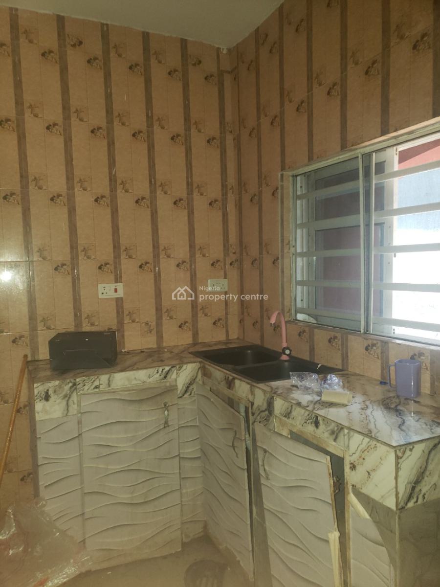 Newly Built 2 Bedroom Flat, Oworonshoki, Gbagada, Lagos, Flat / Apartment for Rent