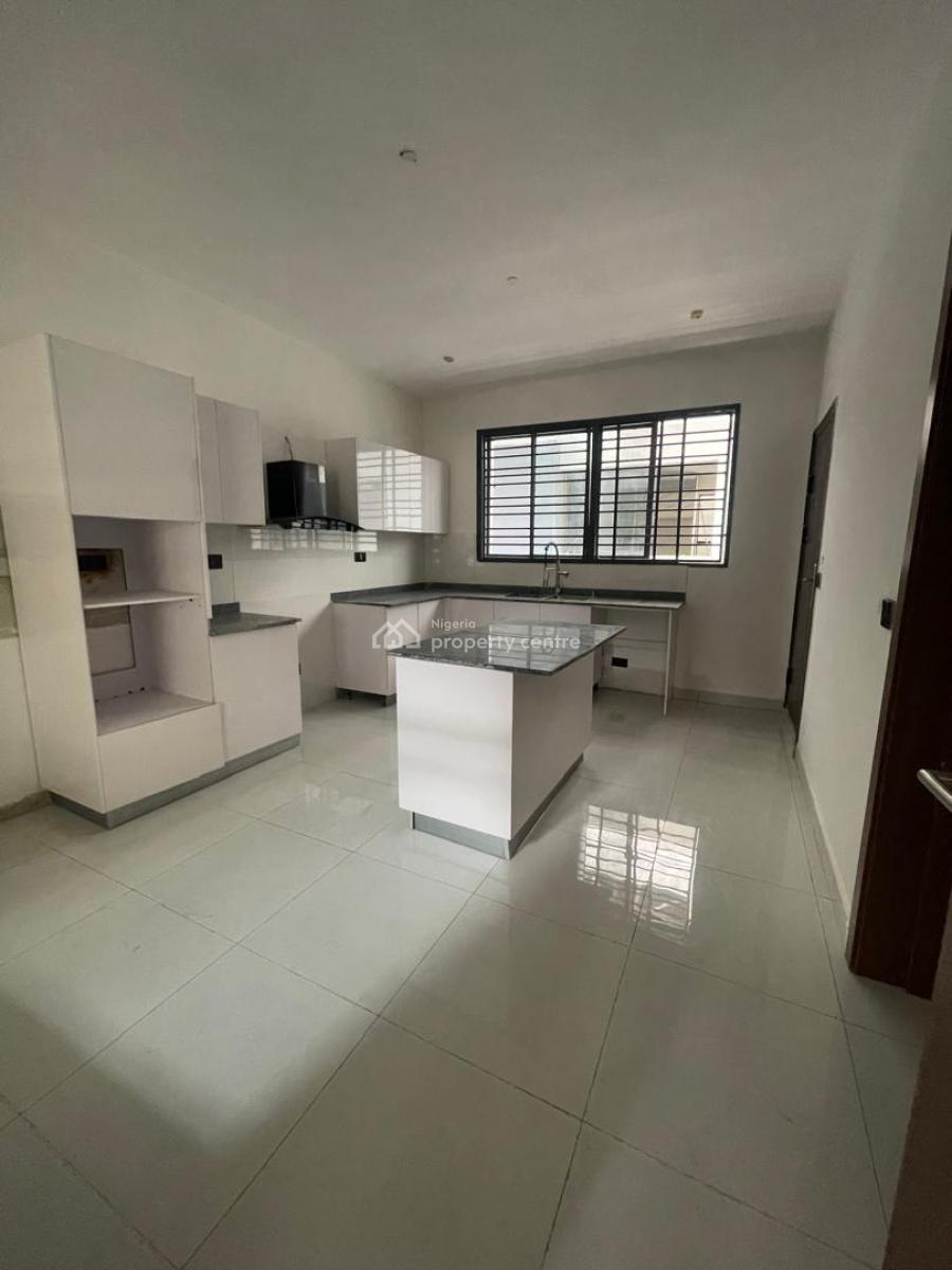 4 Bedroom Terrace with Bq, Off Freedom Way Lekki Lagos, Lekki Phase 1, Lekki, Lagos, Terraced Duplex for Rent