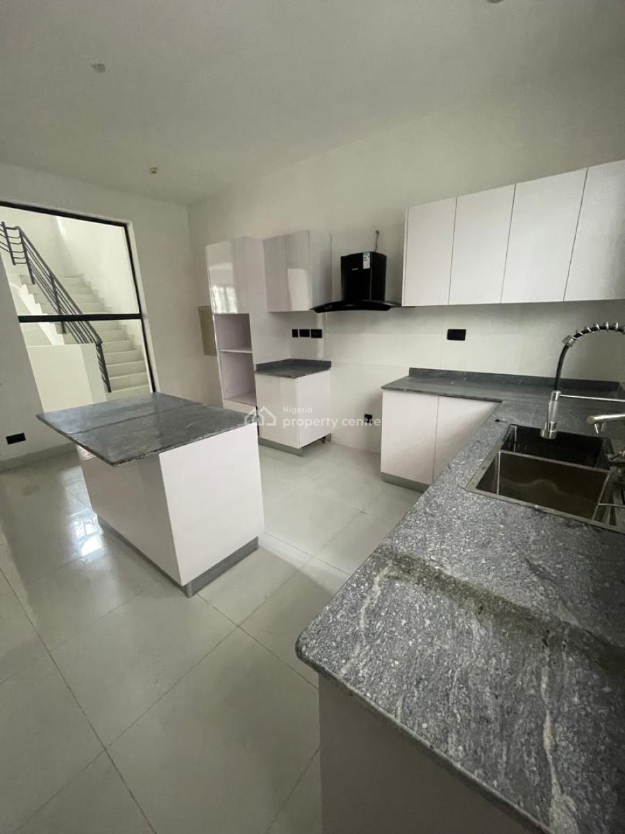 4 Bedroom Terrace with Bq, Off Freedom Way Lekki Lagos, Lekki Phase 1, Lekki, Lagos, Terraced Duplex for Rent