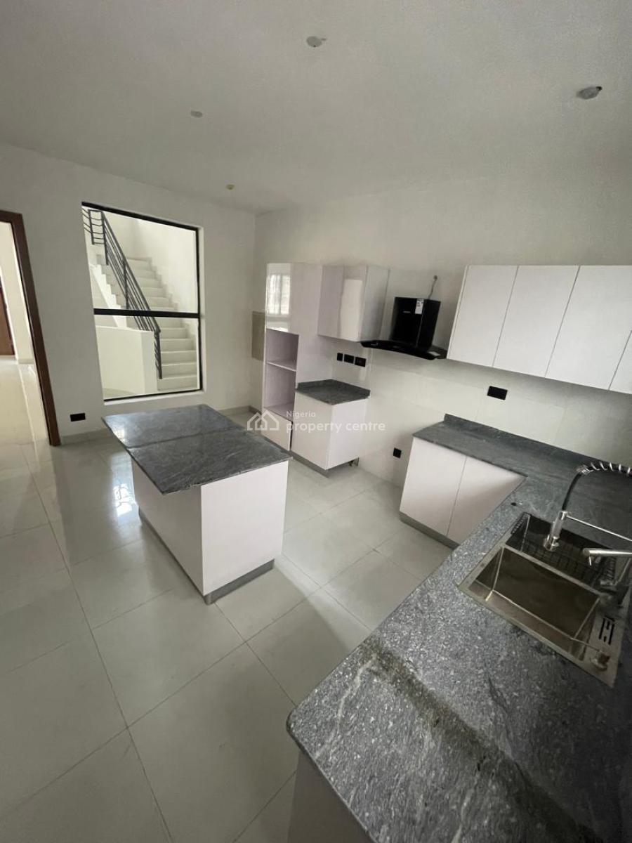 4 Bedroom Terrace with Bq, Off Freedom Way Lekki Lagos, Lekki Phase 1, Lekki, Lagos, Terraced Duplex for Rent