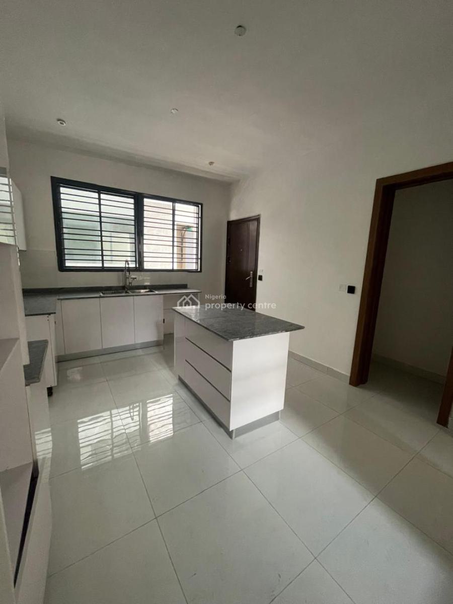 4 Bedroom Terrace with Bq, Off Freedom Way Lekki Lagos, Lekki Phase 1, Lekki, Lagos, Terraced Duplex for Rent