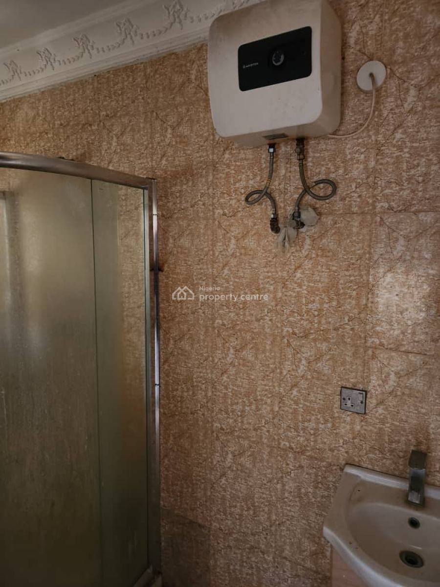 3 Bedroom Bungalow with Bq, Olusoji Avenue, Near Akala Express,  Oluyole Extension, Ibadan North, Oyo, Detached Bungalow for Sale