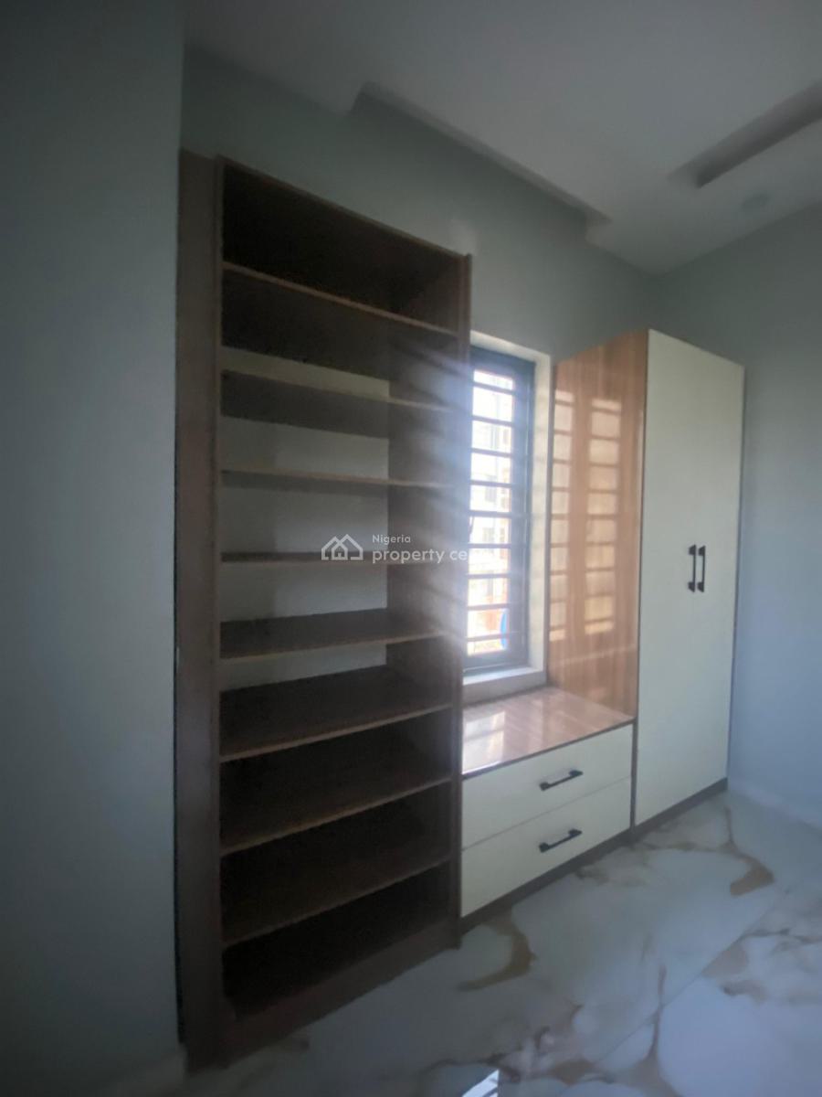 Spacious Newly Built 2 Bedrooms Apartment, Lekki Phase 1, Lekki, Lagos, Flat / Apartment for Rent