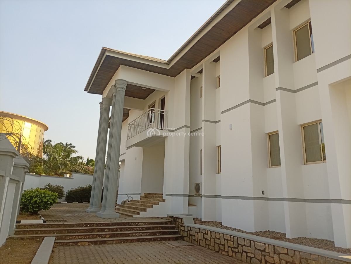 Tastefully Renovated 5 Bedroom Fully Detached Duplex with 2 Rooms Bq, Maitama District, Abuja, Detached Duplex for Sale