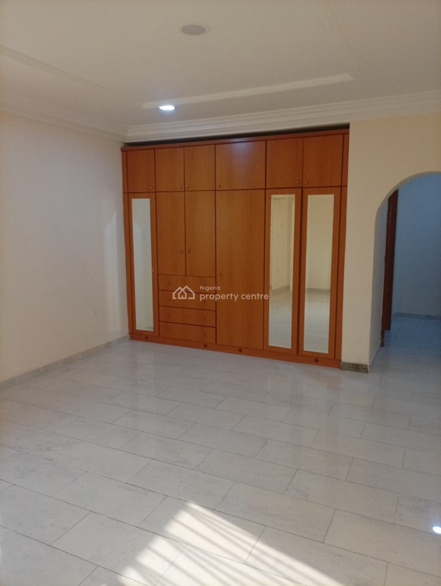 Tastefully Renovated 5 Bedroom Fully Detached Duplex with 2 Rooms Bq, Maitama District, Abuja, Detached Duplex for Sale