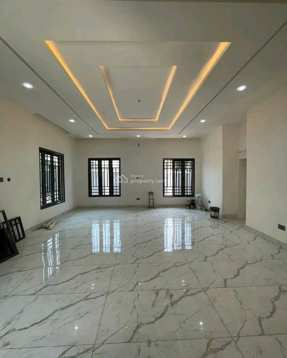 7 Bedroom Detached Duplex ( Stand Alone)  ️price: N600m, Utako, Abuja, House for Sale