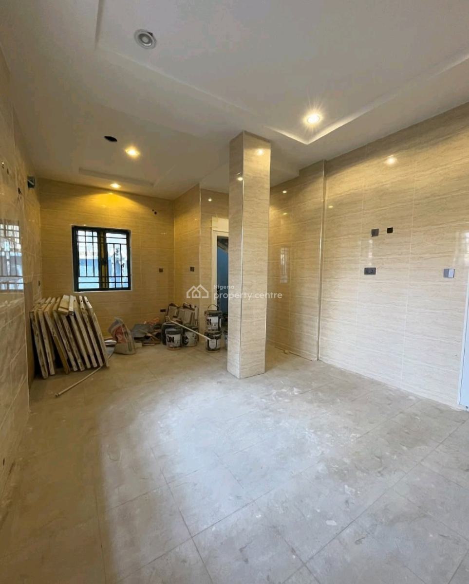 7 Bedroom Detached Duplex ( Stand Alone)  ️price: N600m, Utako, Abuja, House for Sale