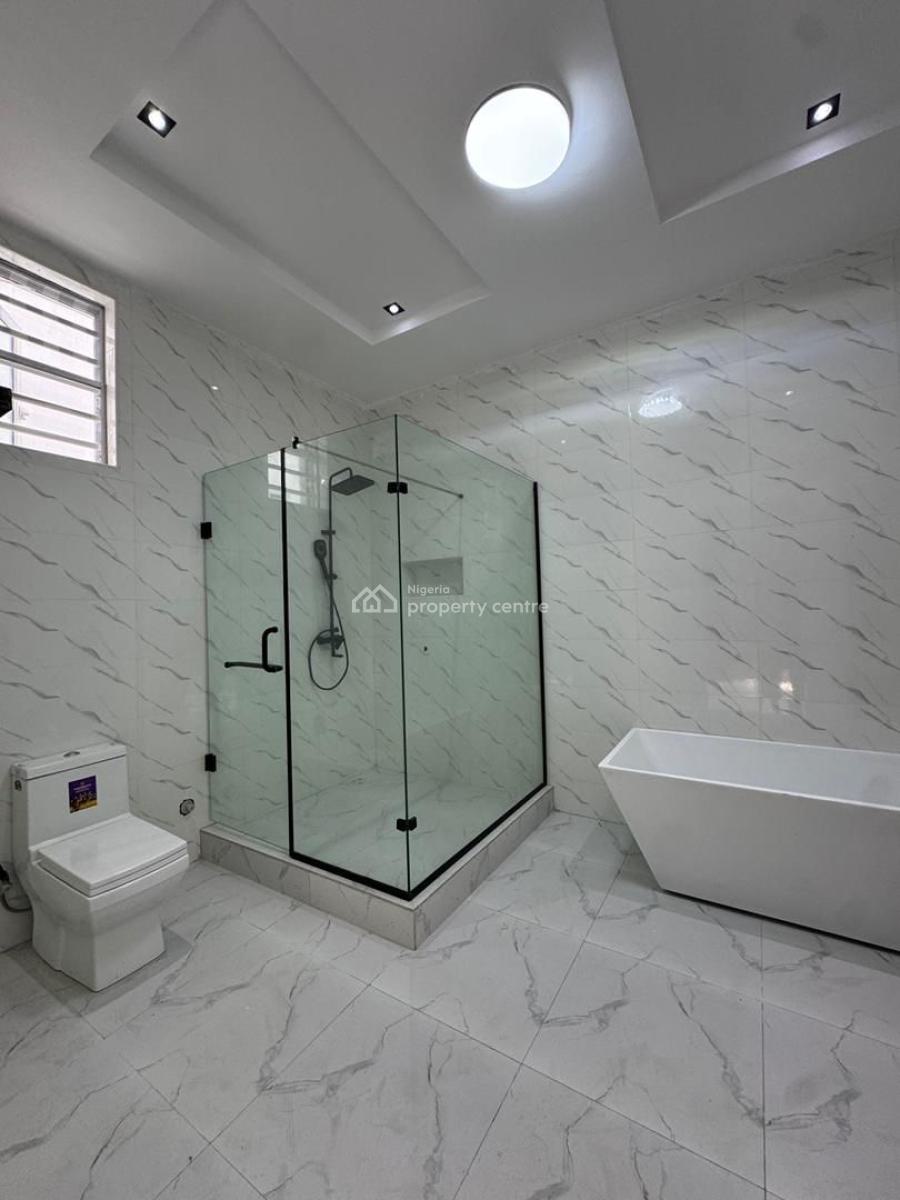 Luxurious 5 Beds Duplex with a Pool  Location: Lekki County, Lekki, Lekki, Lagos, Detached Duplex for Sale