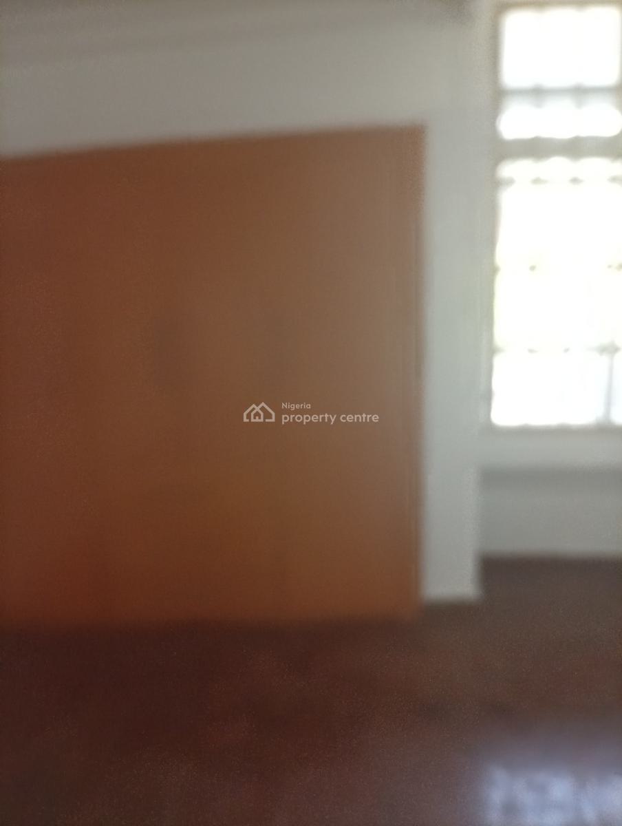 Well Renovated 9 Bedrooms Detached Duplex, Asokoro District, Abuja, Detached Duplex for Rent