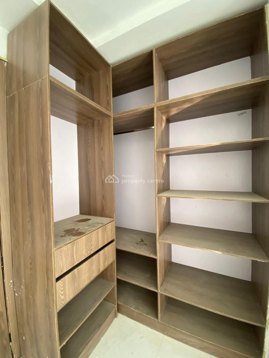 Nicely Built 2 Bedroom Apartment with Communal Pool & Elevator, Ikate, Lekki, Lagos, Flat / Apartment for Sale