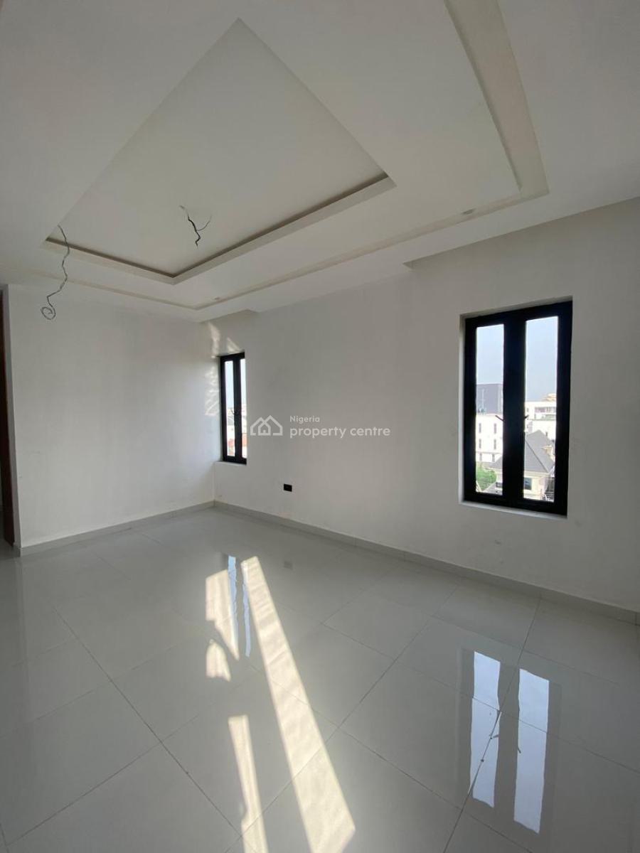 Well Built 3 Bedroom Penthouse with Communal Pool & Elevator, Ikate, Lekki, Lagos, Flat / Apartment for Sale