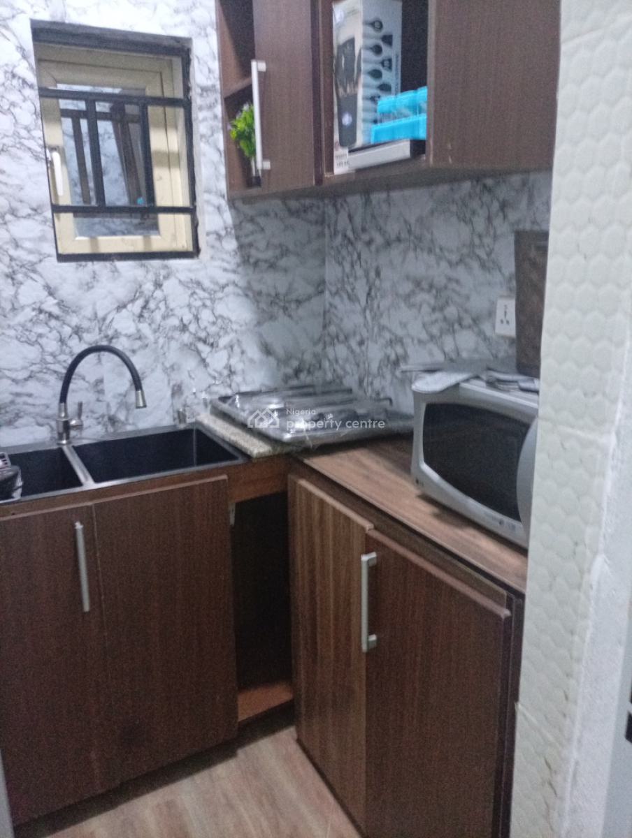 Luxury Furnished and Serviced Self Contain, Guzape District, Abuja, Self Contain (single Rooms) for Rent