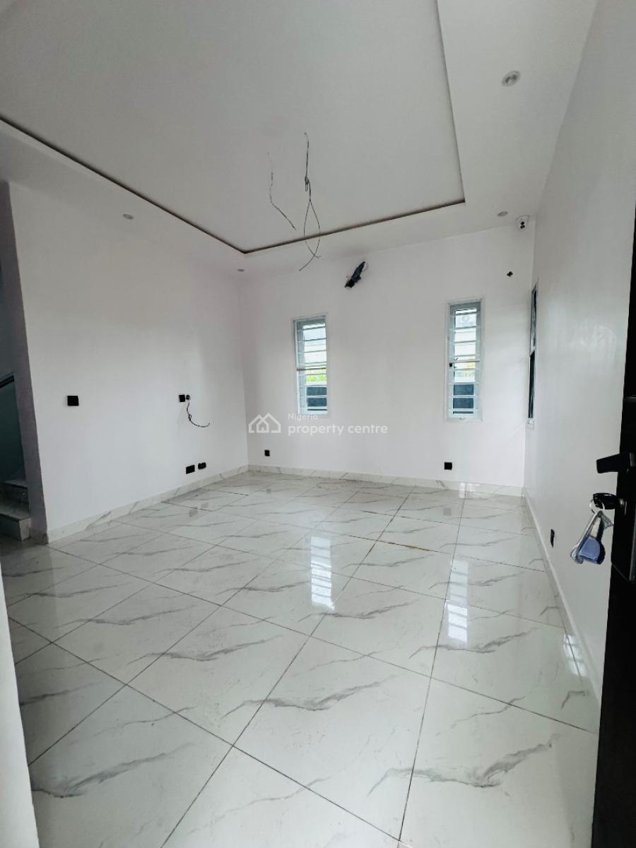 Spaciously Built 5 Bedroom Detached Duplex with Bq & Swimming Pool, Gbagada, Lagos, Detached Duplex for Sale