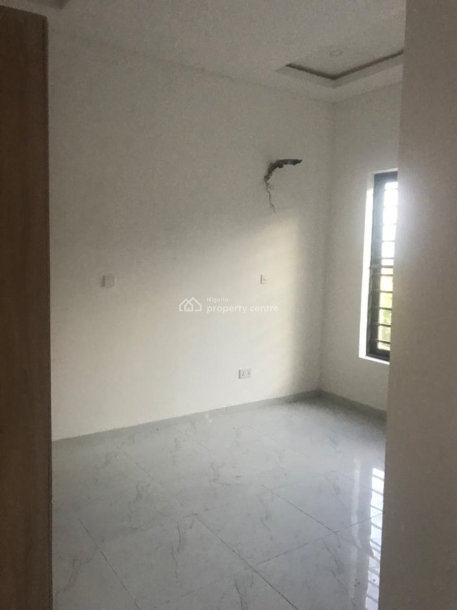 Luxury and Newly Built Tastefully Finished 3 Bedroom Flat, Omoleye  Street, Alagomeji, Yaba, Lagos, Flat / Apartment for Rent