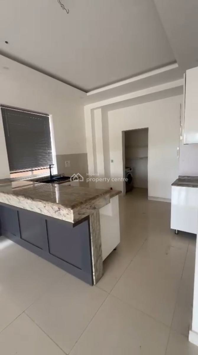 Unfurnished Standard 2brm Apartment, Oniru Victoria Island, Victoria Island (vi), Lagos, Flat / Apartment for Rent