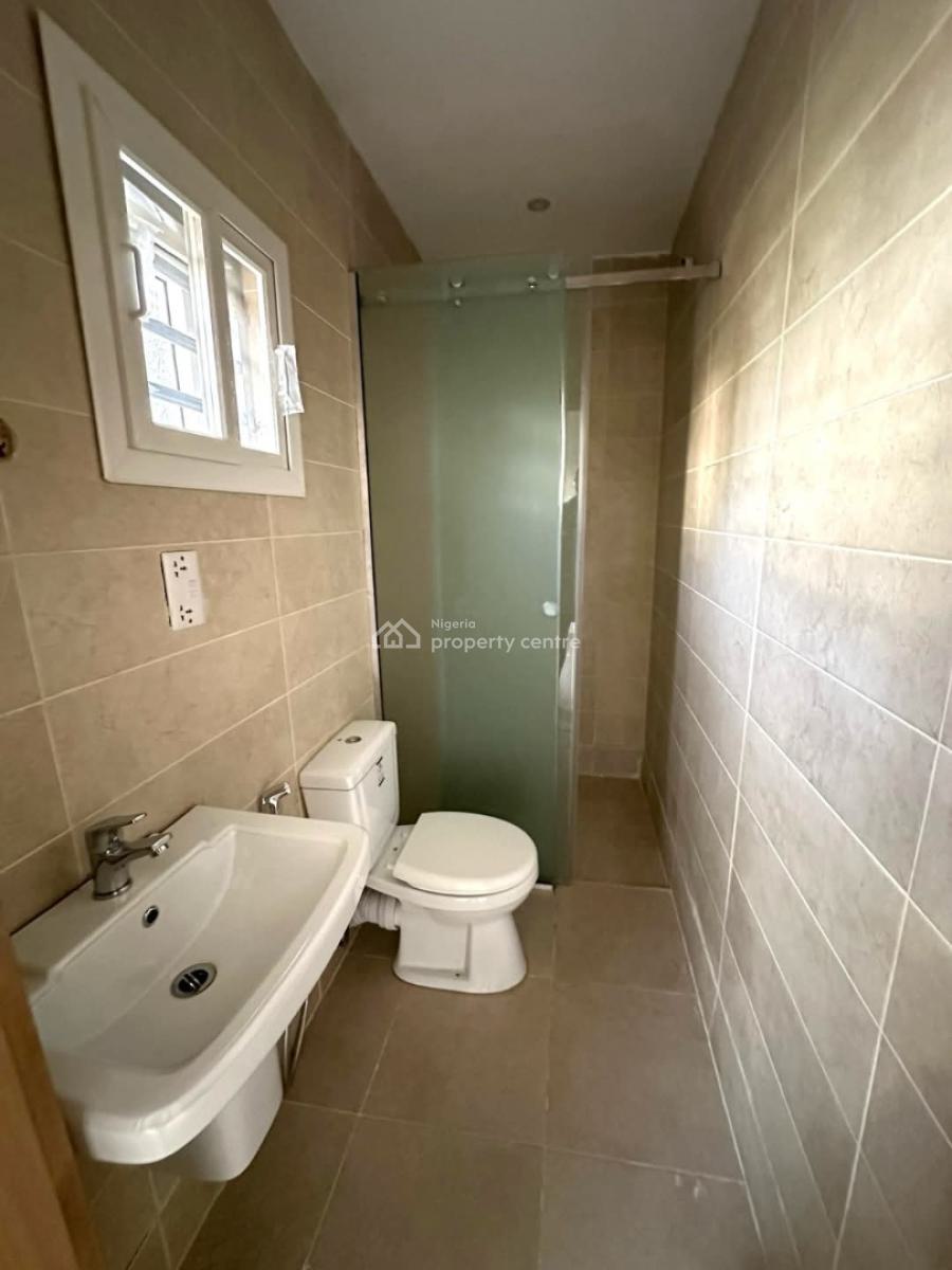 3 Bedroom Apartment, Life Camp, Abuja, Flat / Apartment for Sale