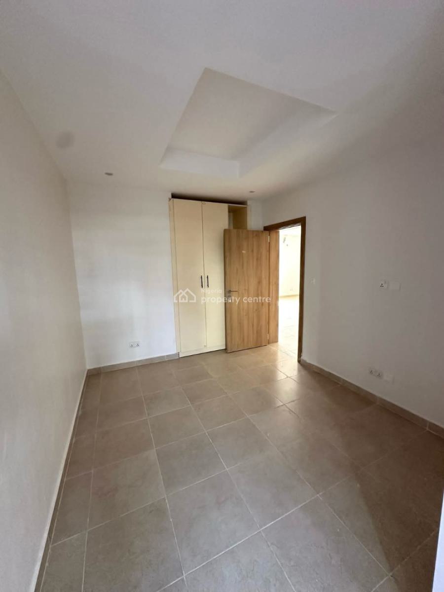 3 Bedroom Apartment, Life Camp, Abuja, Flat / Apartment for Sale