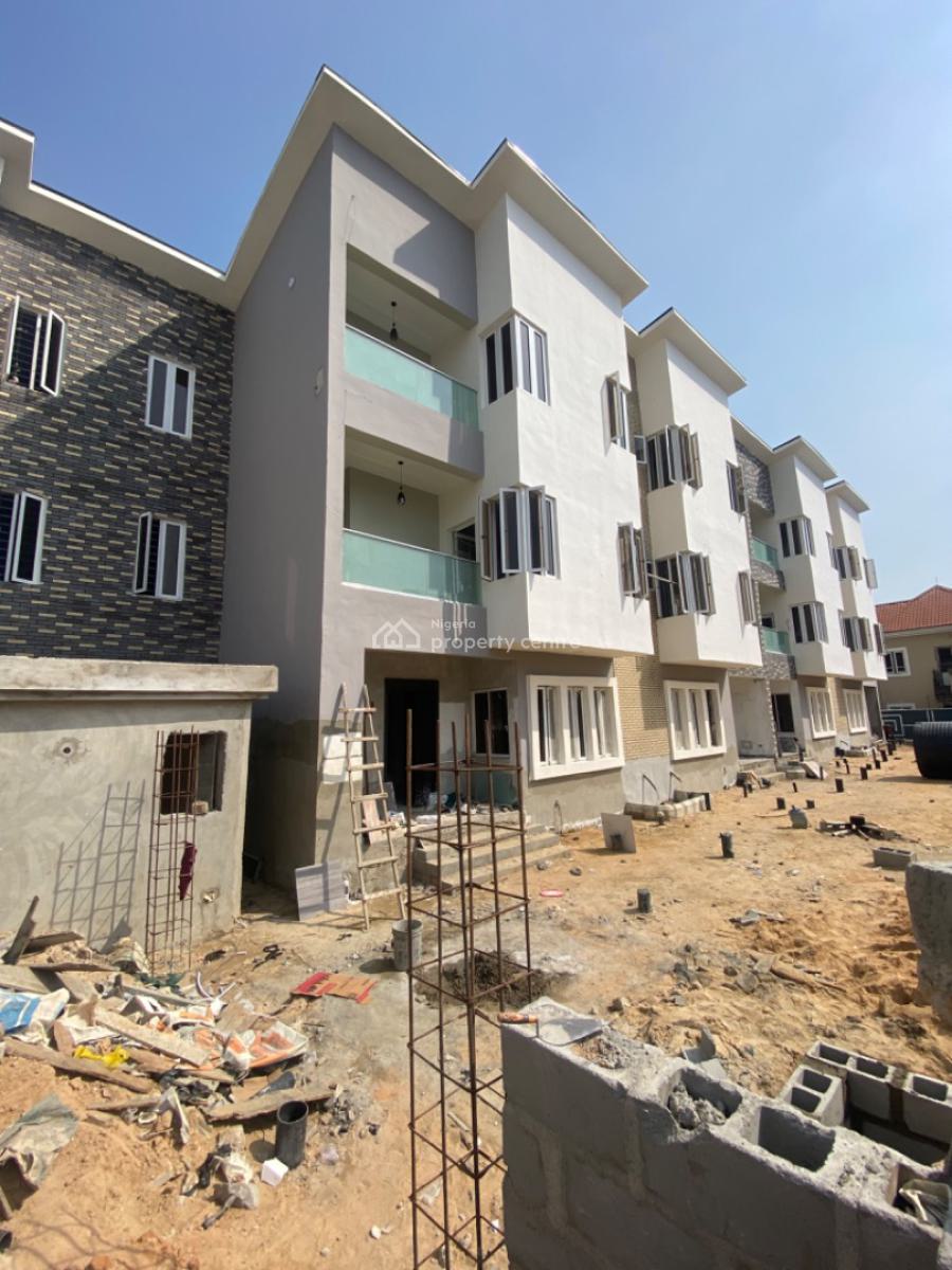 Brand New Luxurious 4 Bedroom Terrace in a Secured Estate, Lekki Phase 1, Lekki, Lagos, Flat / Apartment for Rent