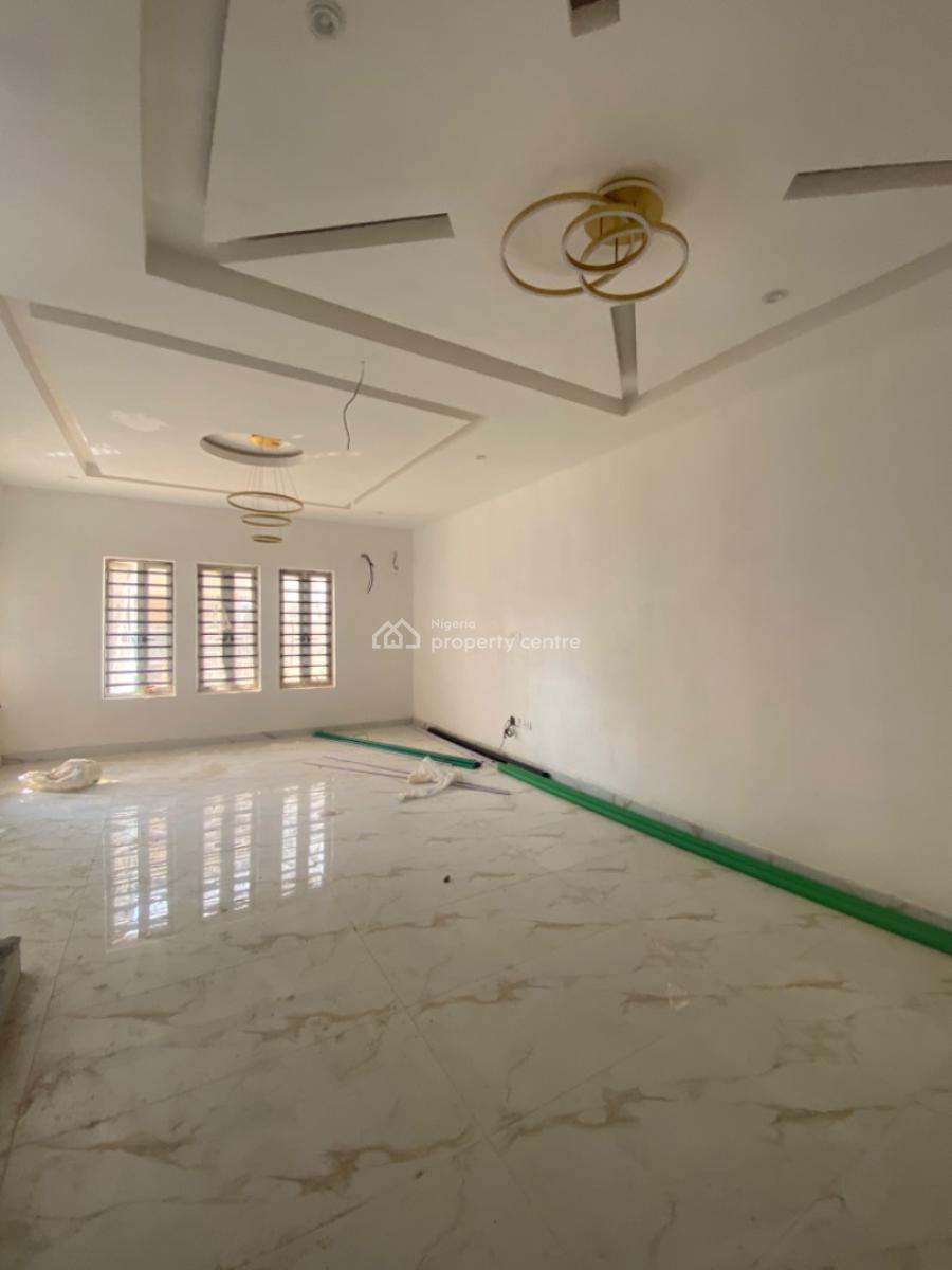 Brand New Luxurious 4 Bedroom Terrace in a Secured Estate, Lekki Phase 1, Lekki, Lagos, Flat / Apartment for Rent