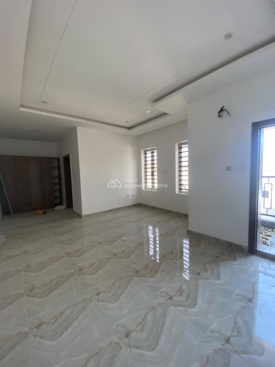 Brand New Luxurious 4 Bedroom Terrace in a Secured Estate, Lekki Phase 1, Lekki, Lagos, Flat / Apartment for Rent