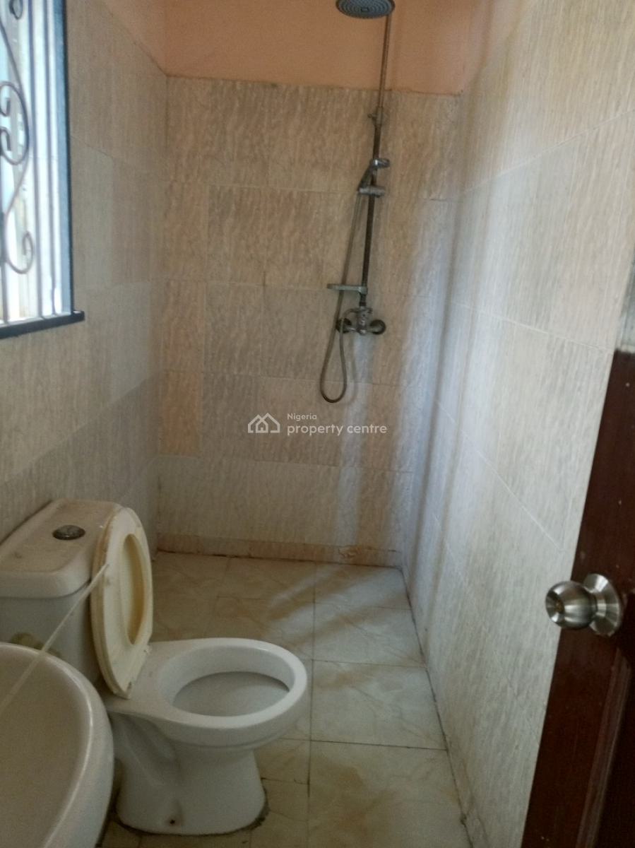 Spacious and Sharp 2bedroom Apartment (downstairs), Mobil Road, Ilaje, Ajah, Lagos, Flat / Apartment for Rent