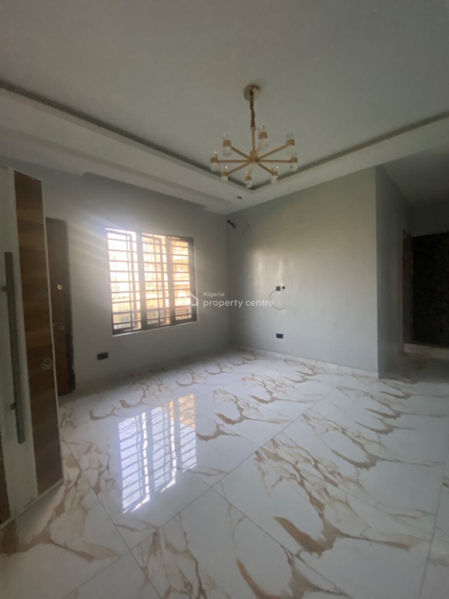 One of a Kind 2 Bedroom Apartment with 24/7 Security, Lekki Phase 1, Lekki, Lagos, Flat / Apartment for Rent