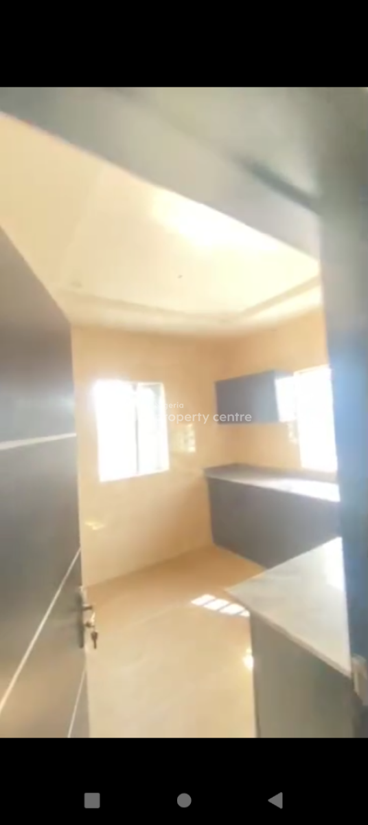 *ba Decent 2bedroom Upflat All Rooms Ensuite, Bariga, Shomolu, Lagos, Flat / Apartment for Rent