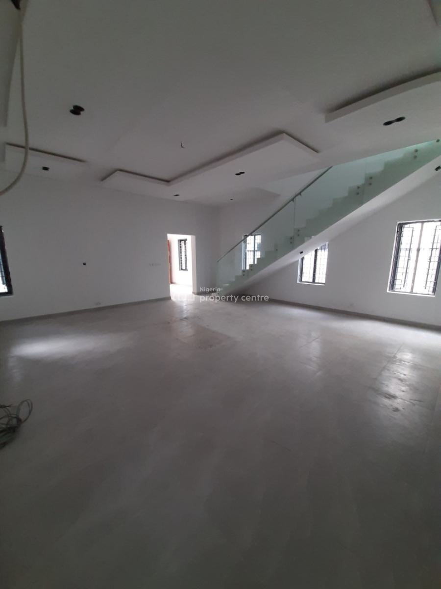 Its a  Self-serviced Come with Your Own Generator 5 Beddoom En-suite, Lekki Phase 1, Lekki, Lagos, House for Rent