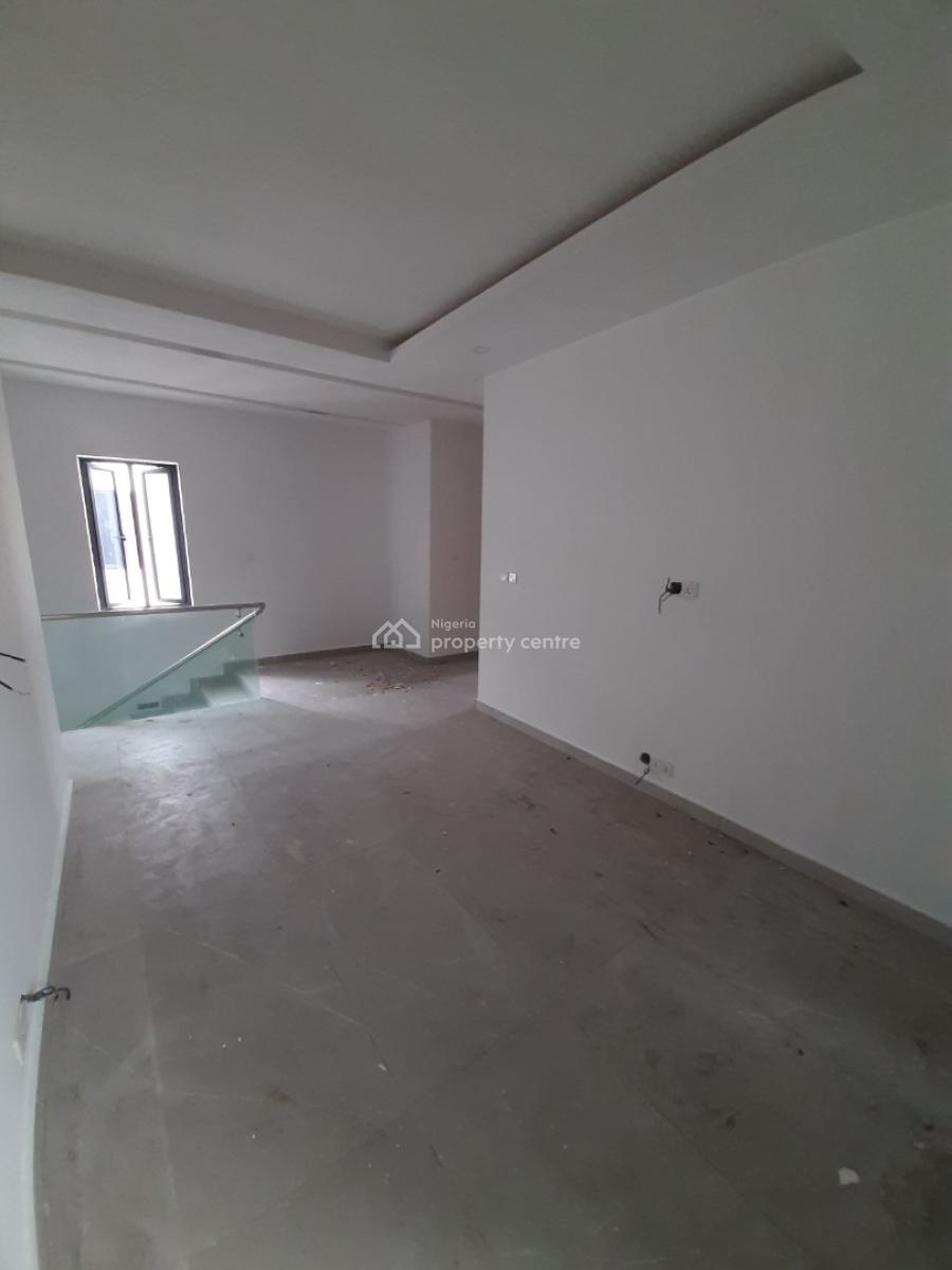 Its a  Self-serviced Come with Your Own Generator 5 Beddoom En-suite, Lekki Phase 1, Lekki, Lagos, House for Rent