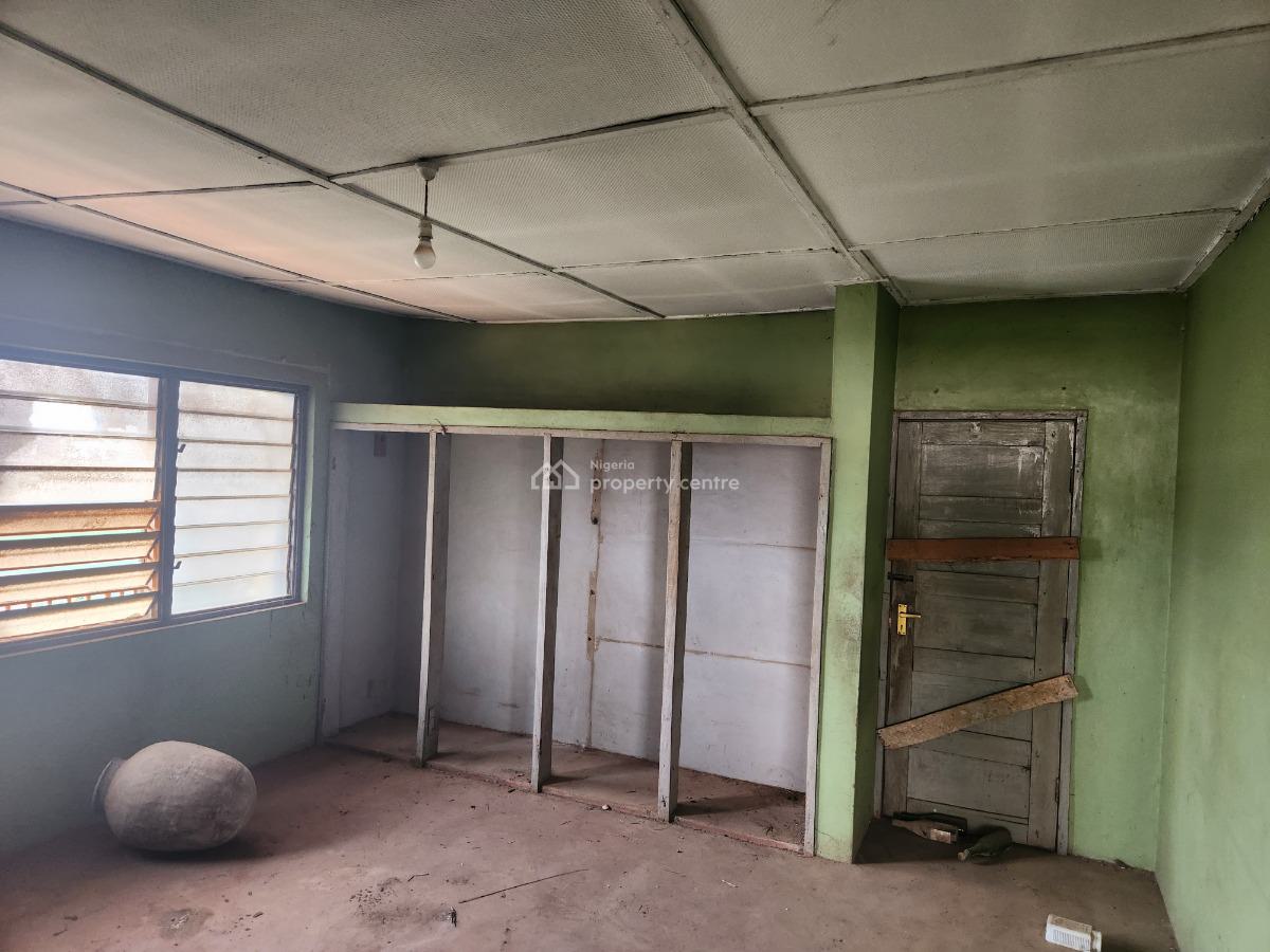 Strategic Twin 5 Bedroom Storey Building Near The Road, Kafolabi Area Near Alakia Junction New Ife Road, Alakia, Ibadan, Oyo, House for Sale