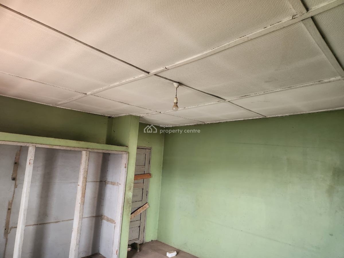 Strategic Twin 5 Bedroom Storey Building Near The Road, Kafolabi Area Near Alakia Junction New Ife Road, Alakia, Ibadan, Oyo, House for Sale